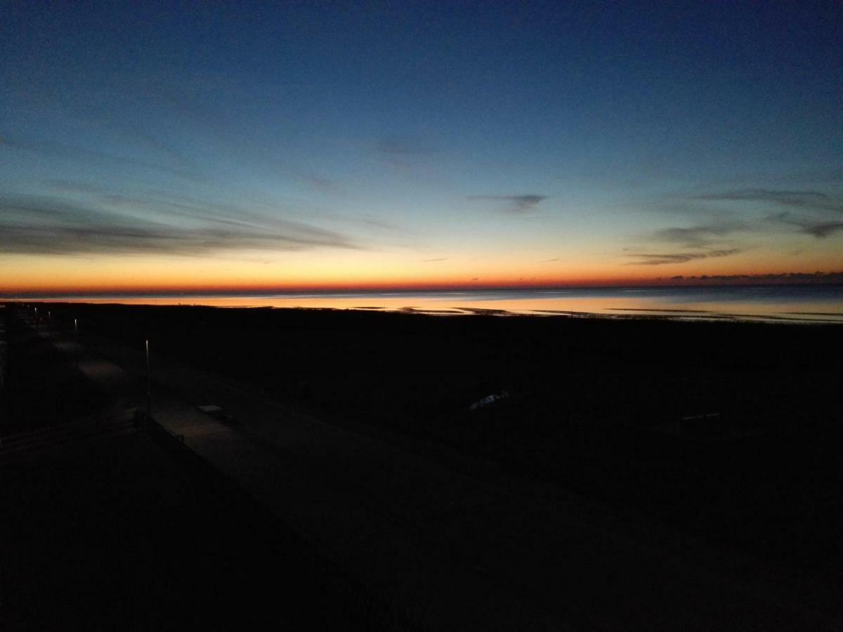 180° Panoramameerblick - Ferienwohnung Sandkorn Cuxhaven Bagian luar foto